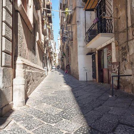 O Murzill Napoli Bagian luar foto